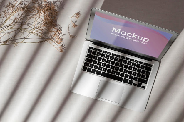 Free Top View Opened Laptop With Screen Mockup With Shadows Psd