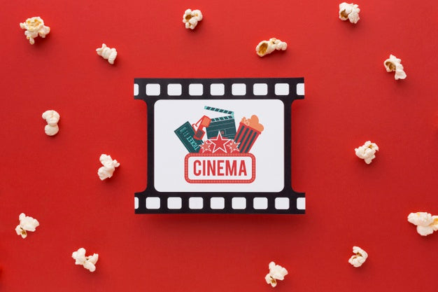 Free Top View Retro Film Strip And Popcorn Psd