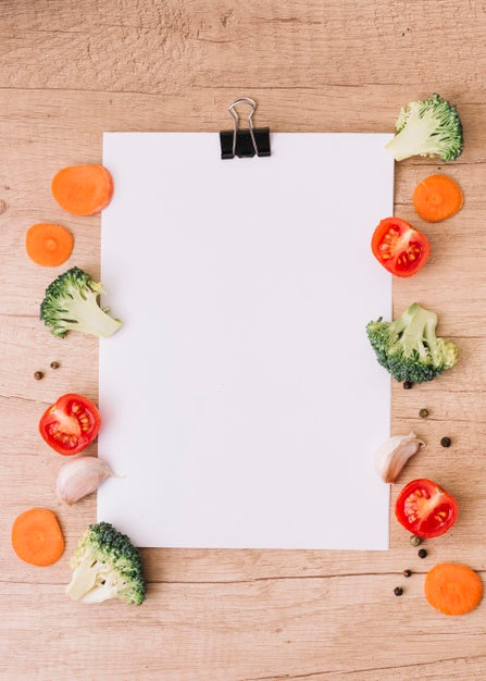 Free Top View Vegetables On Table Psd