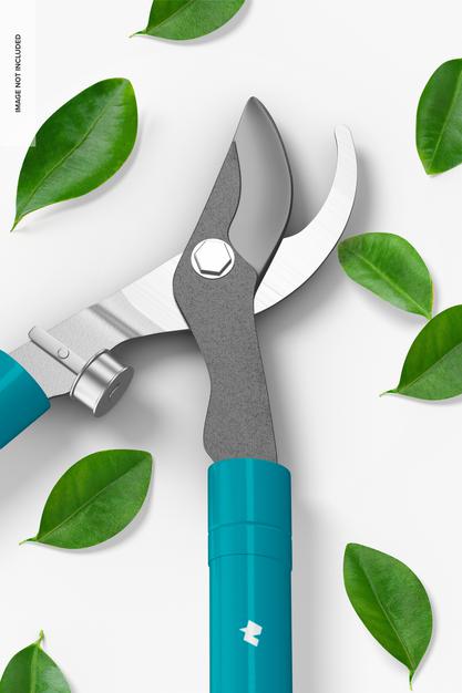 Free Tree Trimmer Mockup, Close Up Psd