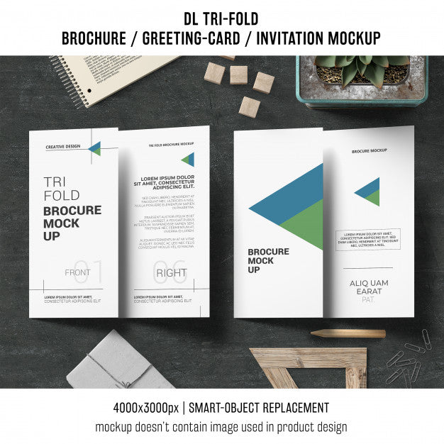 Free Trifold Brochure Or Invitation Mockup With Still Life Concept Psd