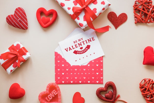 Free Valentine Card Mockup With Composition Of Objects Psd