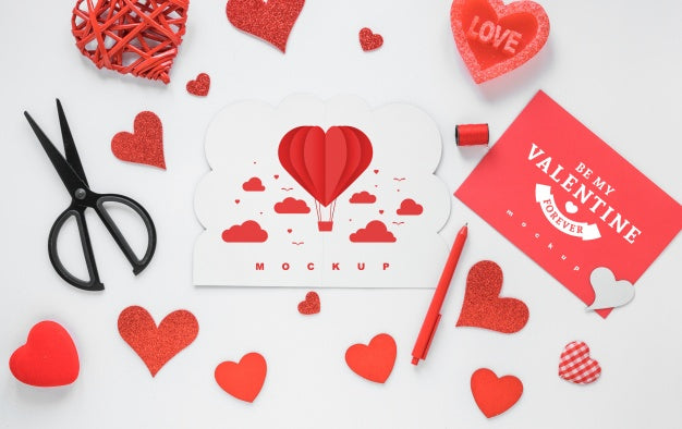 Free Valentine Card Mockup With Composition Of Objects Psd