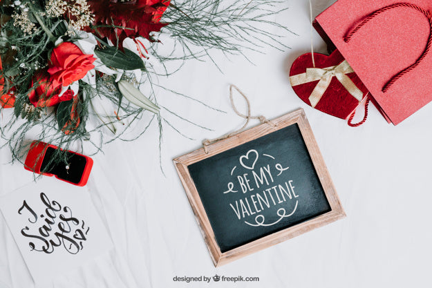 Free Valentine Elements And Frame Mockup Psd