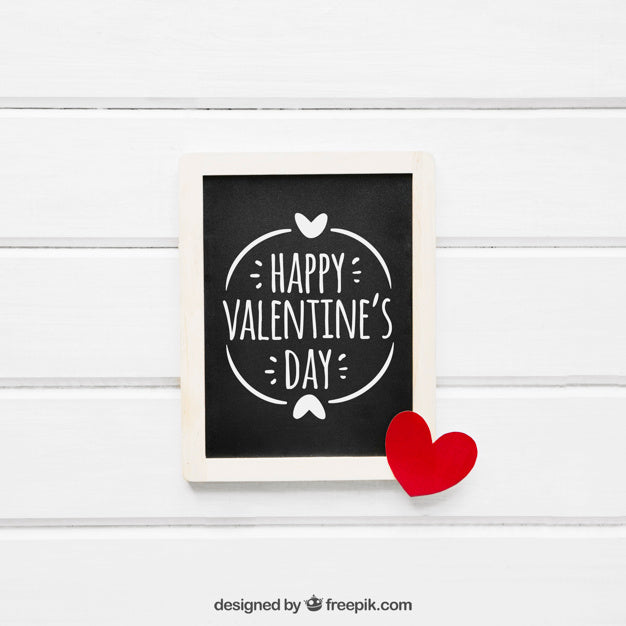 Free Valentine Elements And Frame Mockup Psd