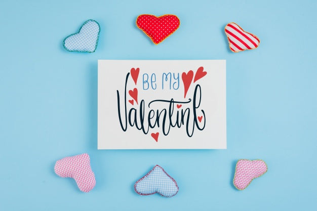 Free Valentines Day Card Mockup With Elements Psd