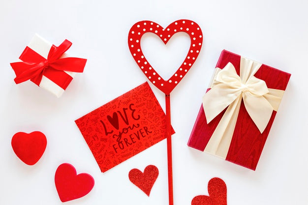 Free Valentine'S Day Concept Mock-Up Psd