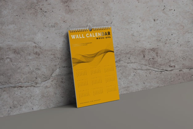 Free Vertical Wall Calendar Mockup Psd