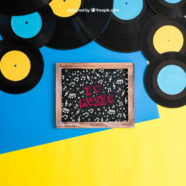 Free Vinyl And Slate Mockup Psd