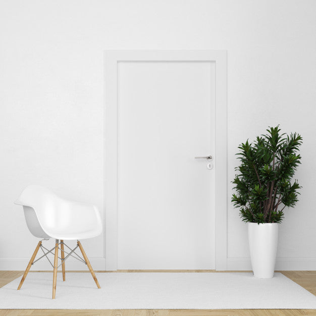 Free Wall With Blank Door Mockup Psd