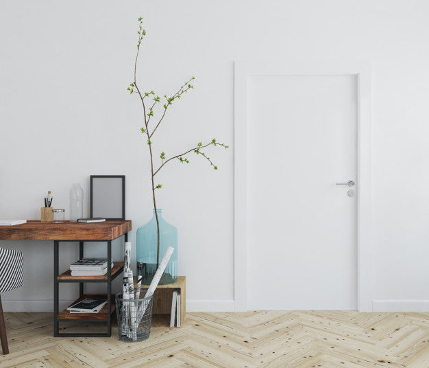 Free Wall With Blank Door Mockup Psd