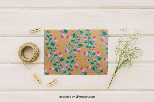Free Wedding Card, Flowers, Cord And Clothespins Psd