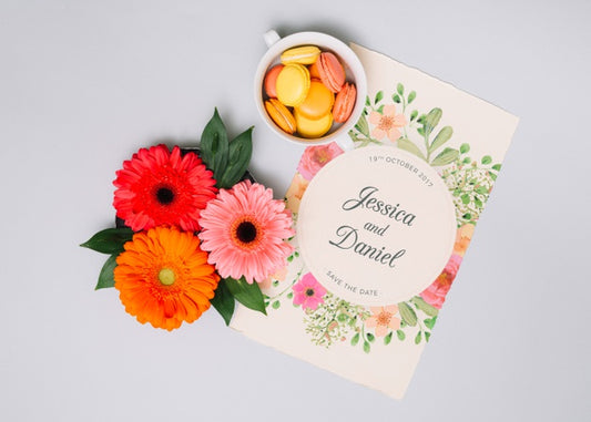 Free Wedding Invitation Mockup With Floral Concept Psd