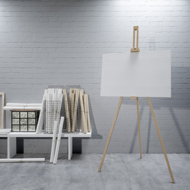 Free White Canvas On A Easel At The Art Room Psd