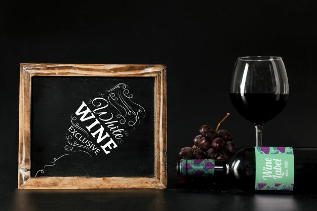 Free Wine Mockup With Slate Psd