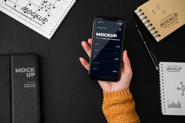Free Woman'S Hand Holding Phone Mock-Up Psd