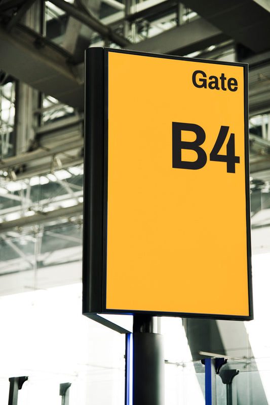 Free Yellow Gate Signboard Mockup At The Airport Psd