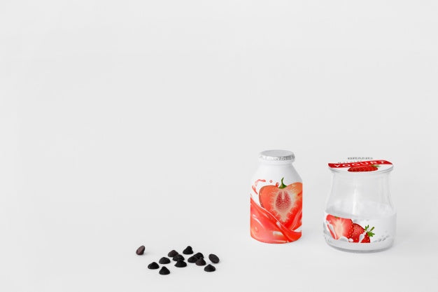 Free Yogurt Cup Mockup Psd